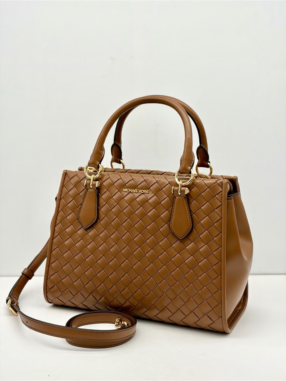 MICHAEL KORS Marilyn Medium Woven Satchel Crossbody Luggage - Picture 12 of 14